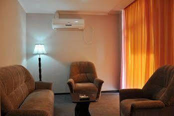 Hotel Georgia Tbilisi Esterno foto